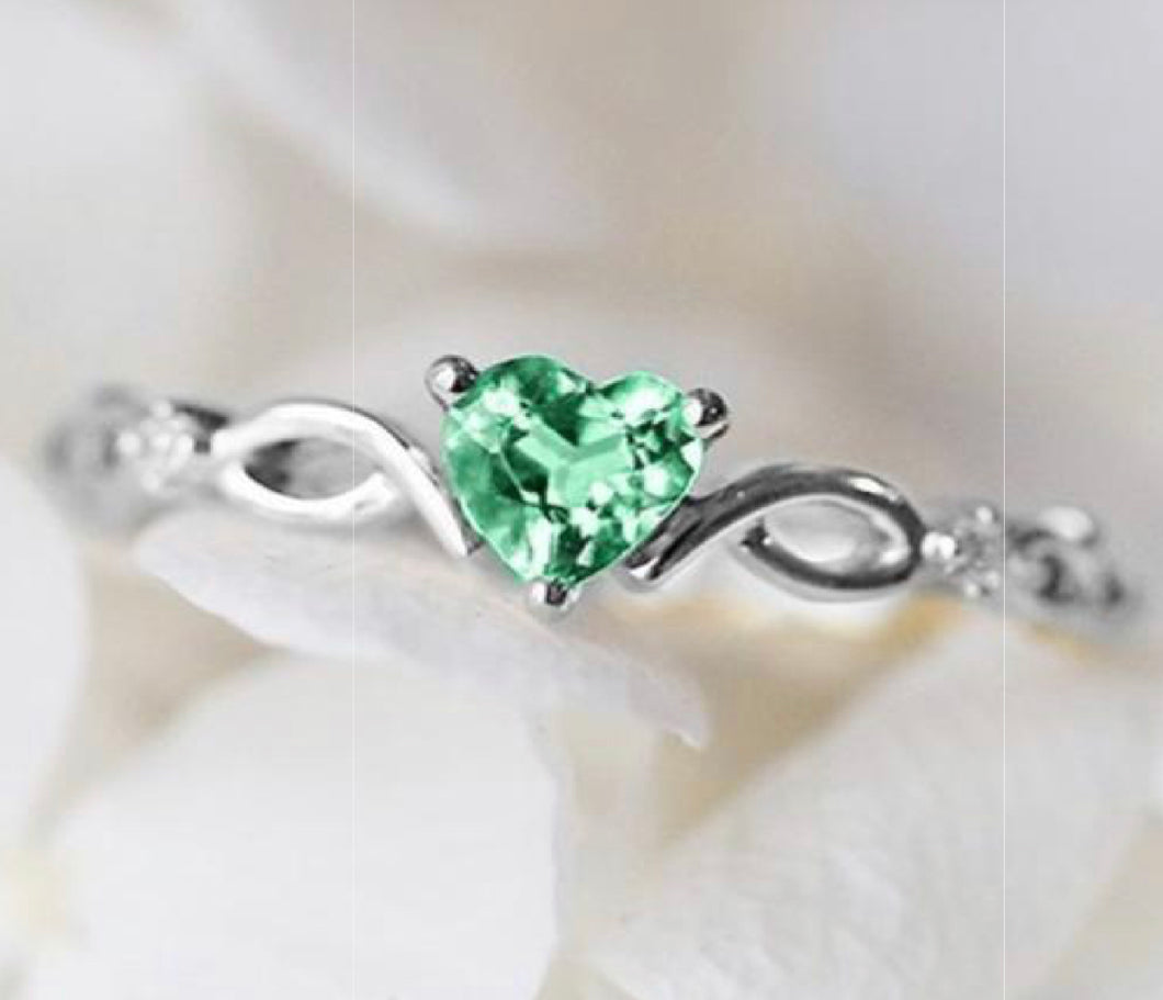Silver Green Heart Princess Ring